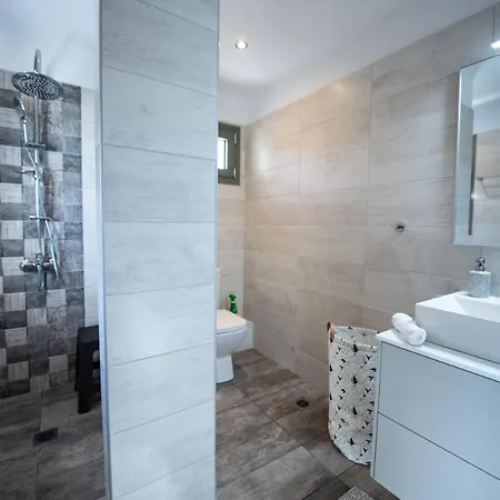 Heritage Βίλα Γλώσσα