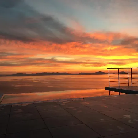 Villa Heritage Glossa